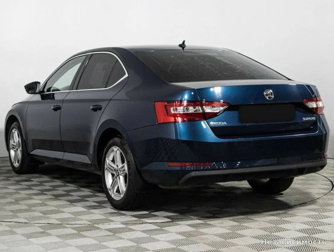 Skoda Superb 2015 с пробегом — фото 7