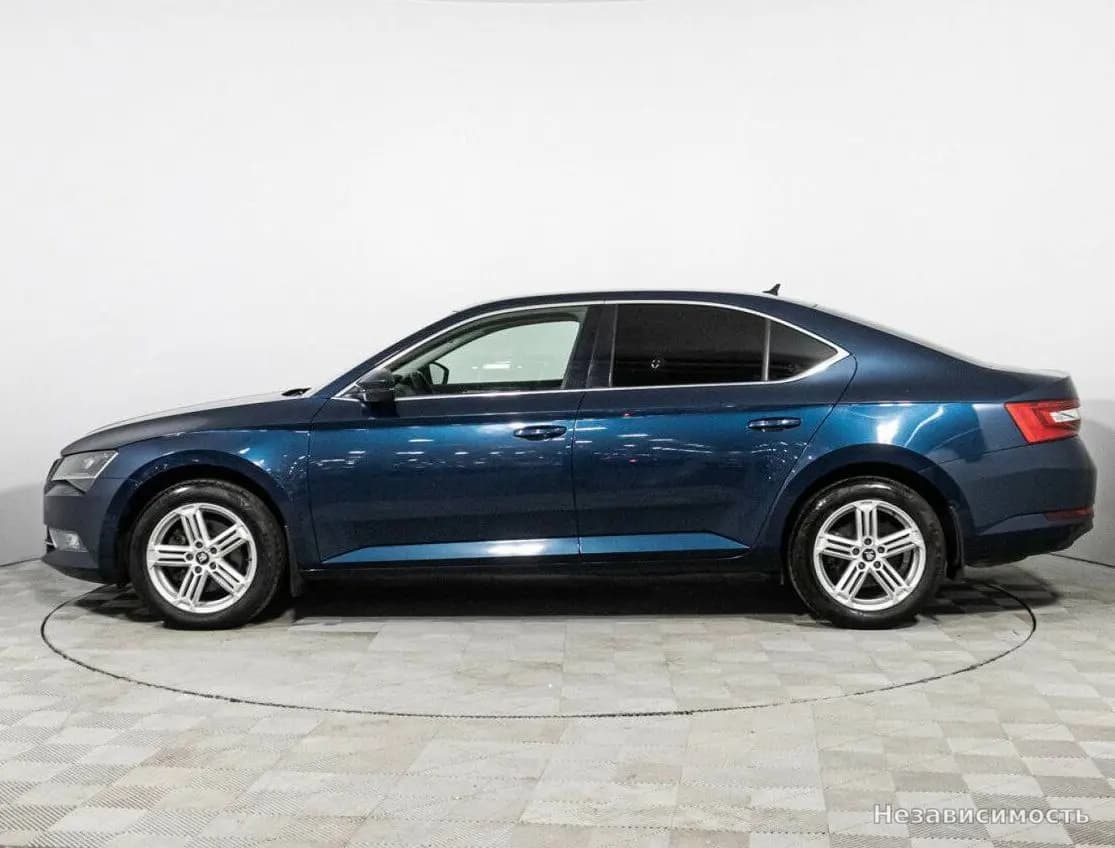 Skoda Superb 2015 с пробегом — фото 8