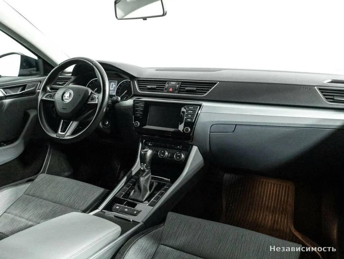Skoda Superb 2015 с пробегом — фото 9