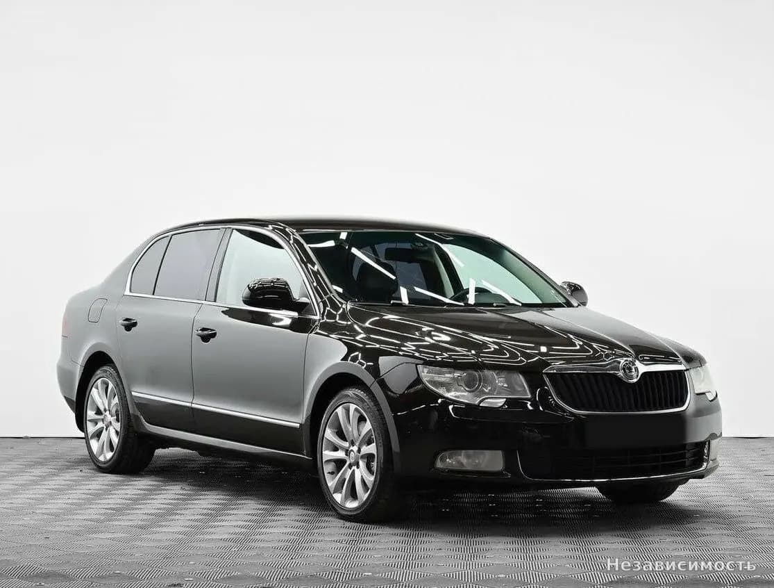 Skoda Superb 2012 с пробегом — фото 2