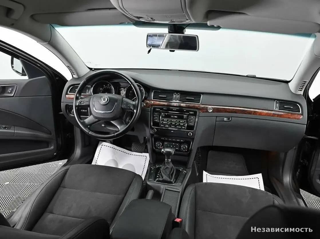 Skoda Superb 2012 с пробегом — фото 10