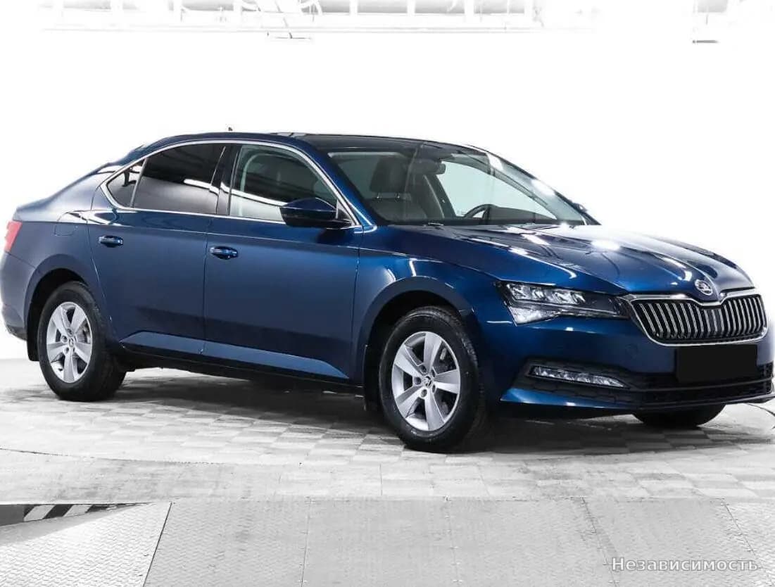 Skoda Superb 2021 с пробегом — фото 3