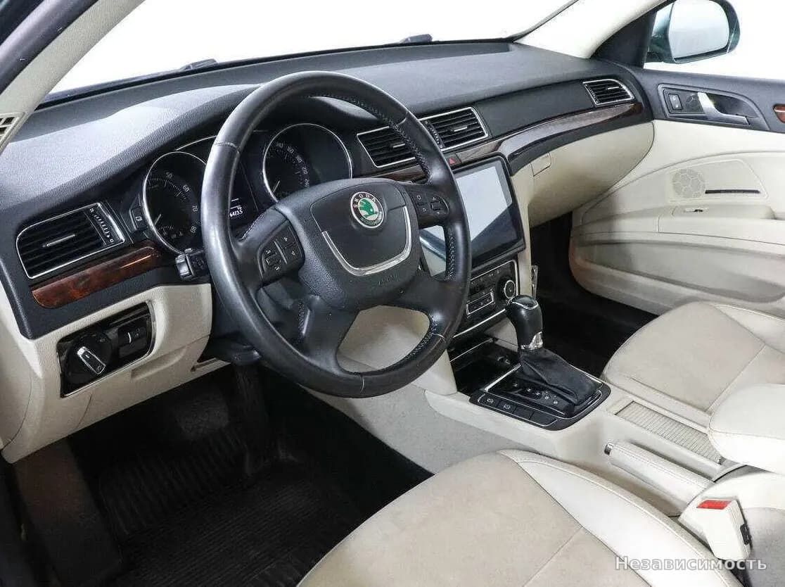Skoda Superb 2012 с пробегом — фото 9