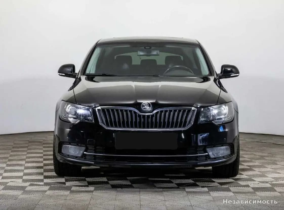Skoda Superb 2014 с пробегом — фото 2