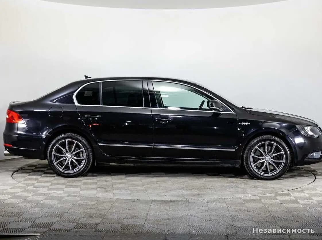 Skoda Superb 2014 с пробегом — фото 4