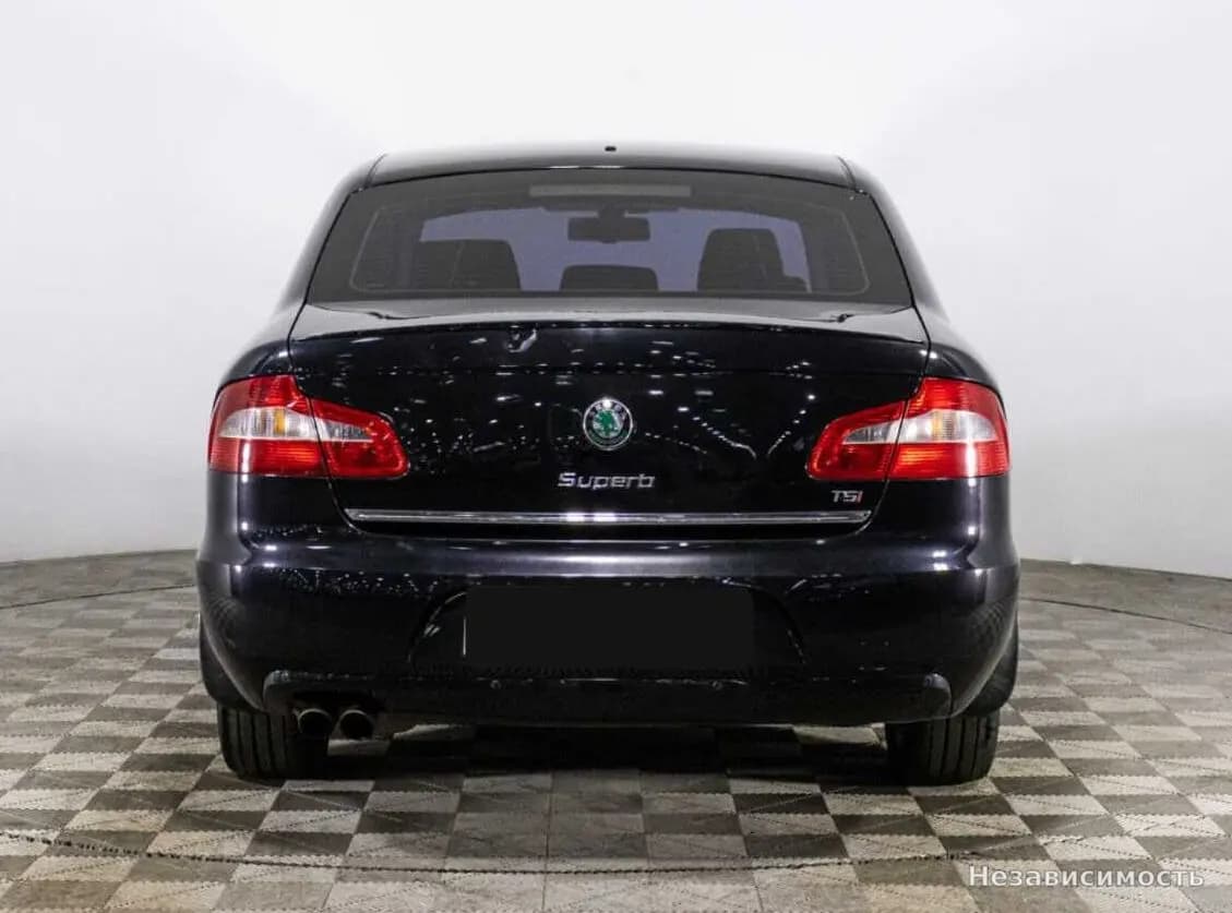 Skoda Superb 2012 с пробегом — фото 6