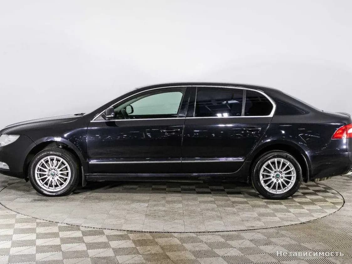 Skoda Superb 2012 с пробегом — фото 8
