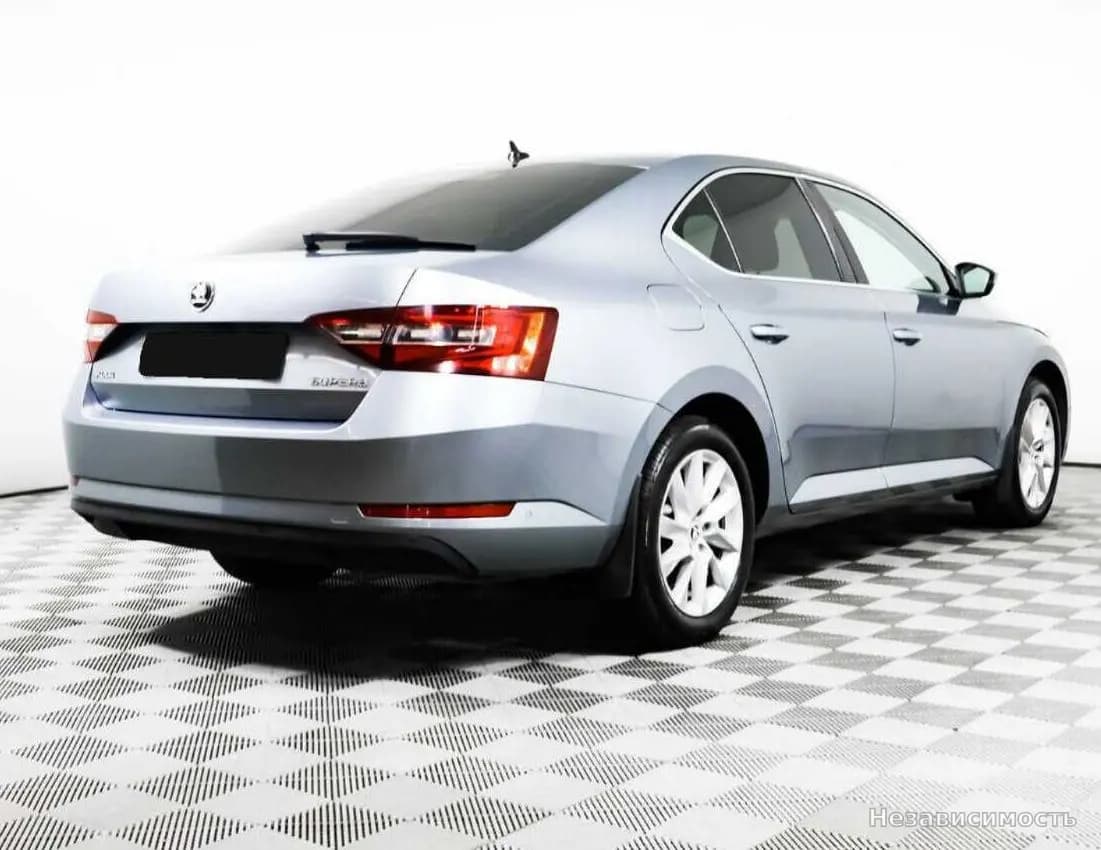 Skoda Superb 2017 с пробегом — фото 4