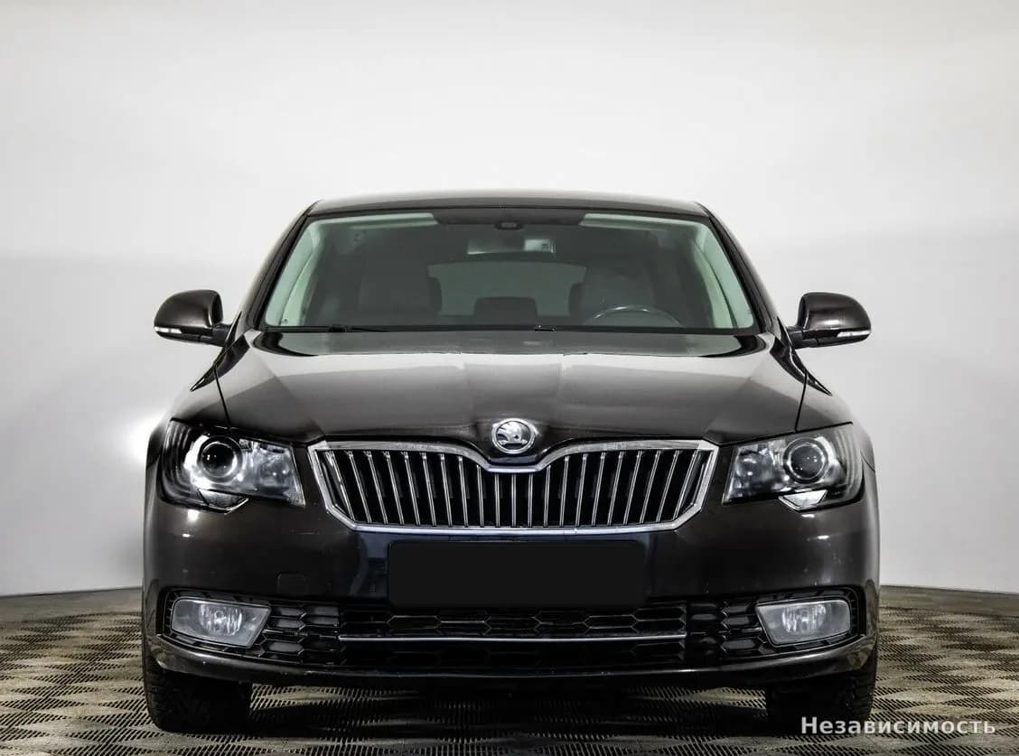 Skoda Superb 2014 с пробегом — фото 2