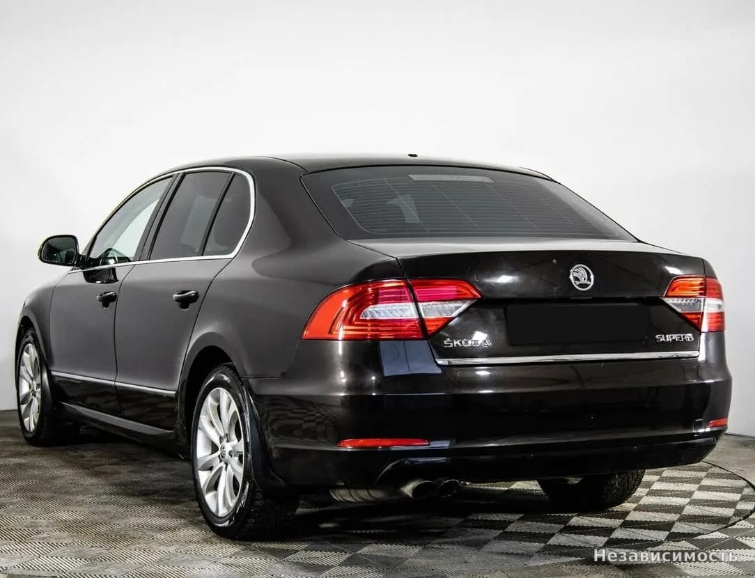 Skoda Superb 2014 с пробегом — фото 6