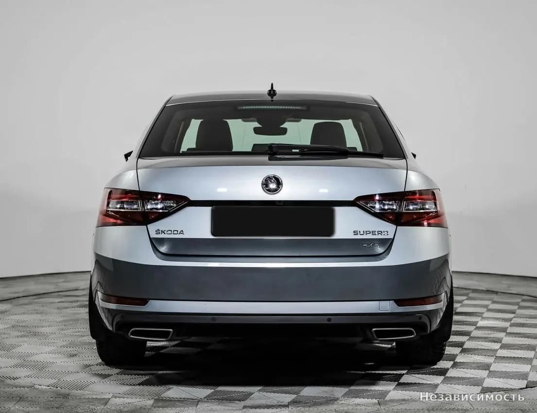 Skoda Superb 2016 с пробегом — фото 4