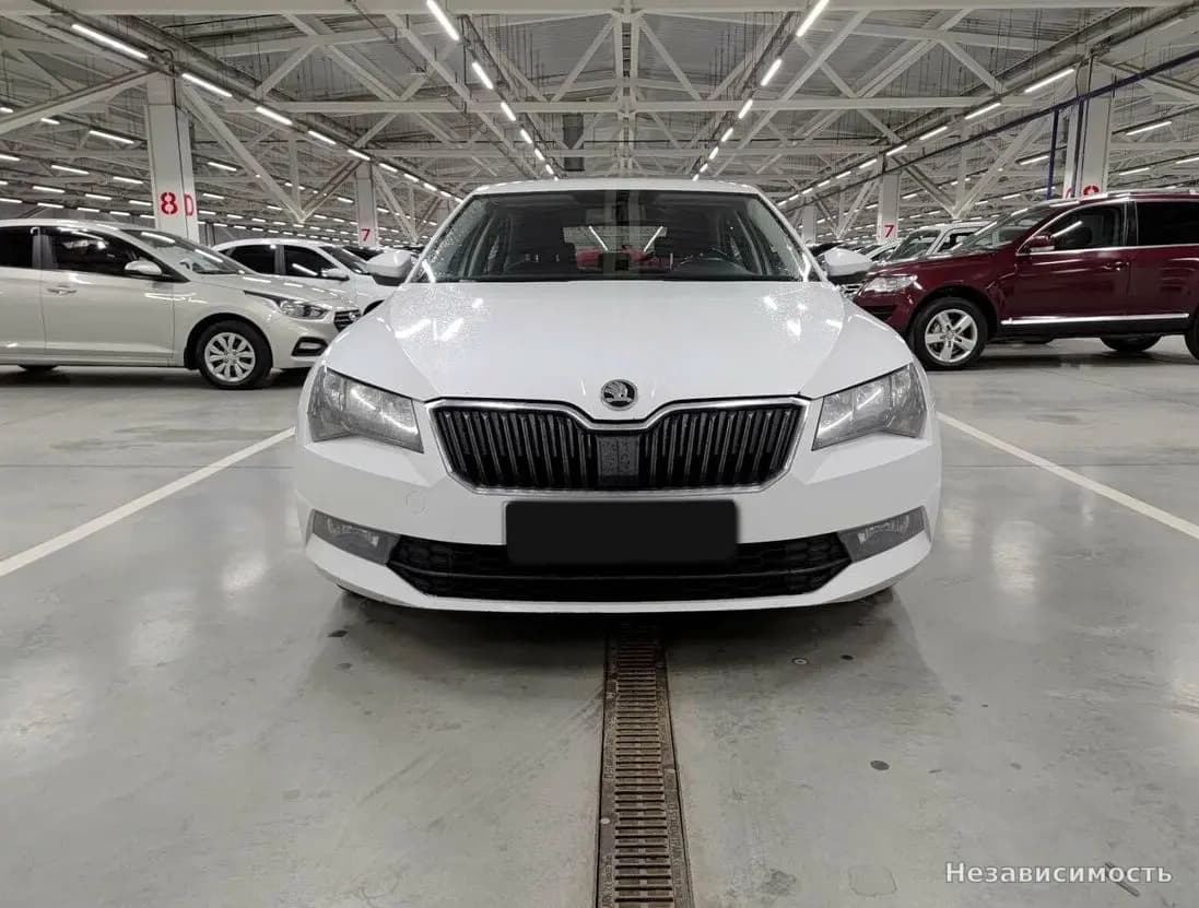 Skoda Superb 2016 с пробегом — фото 2