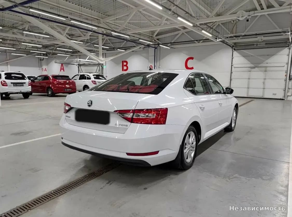 Skoda Superb 2016 с пробегом — фото 5