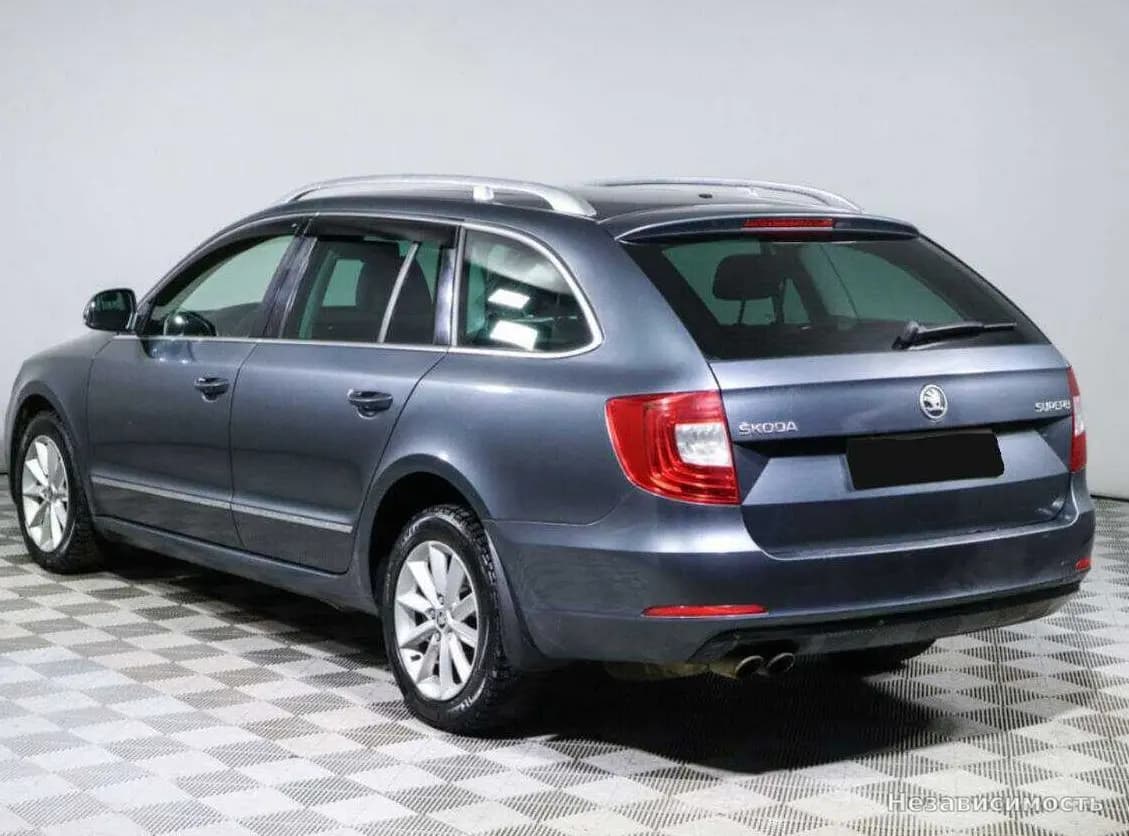 Skoda Superb 2013 с пробегом — фото 7