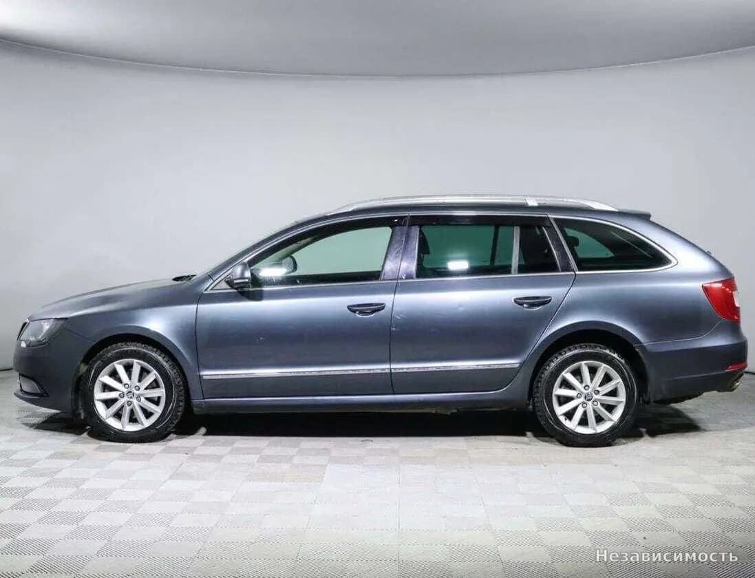 Skoda Superb 2013 с пробегом — фото 8