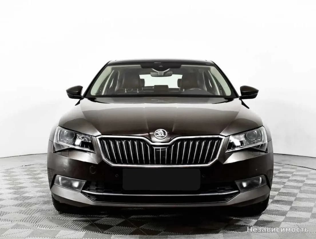 Skoda Superb 2016 с пробегом — фото 2