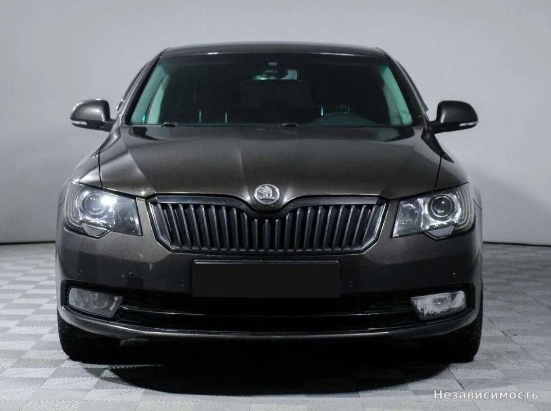 Skoda Superb 2014 с пробегом — фото 2