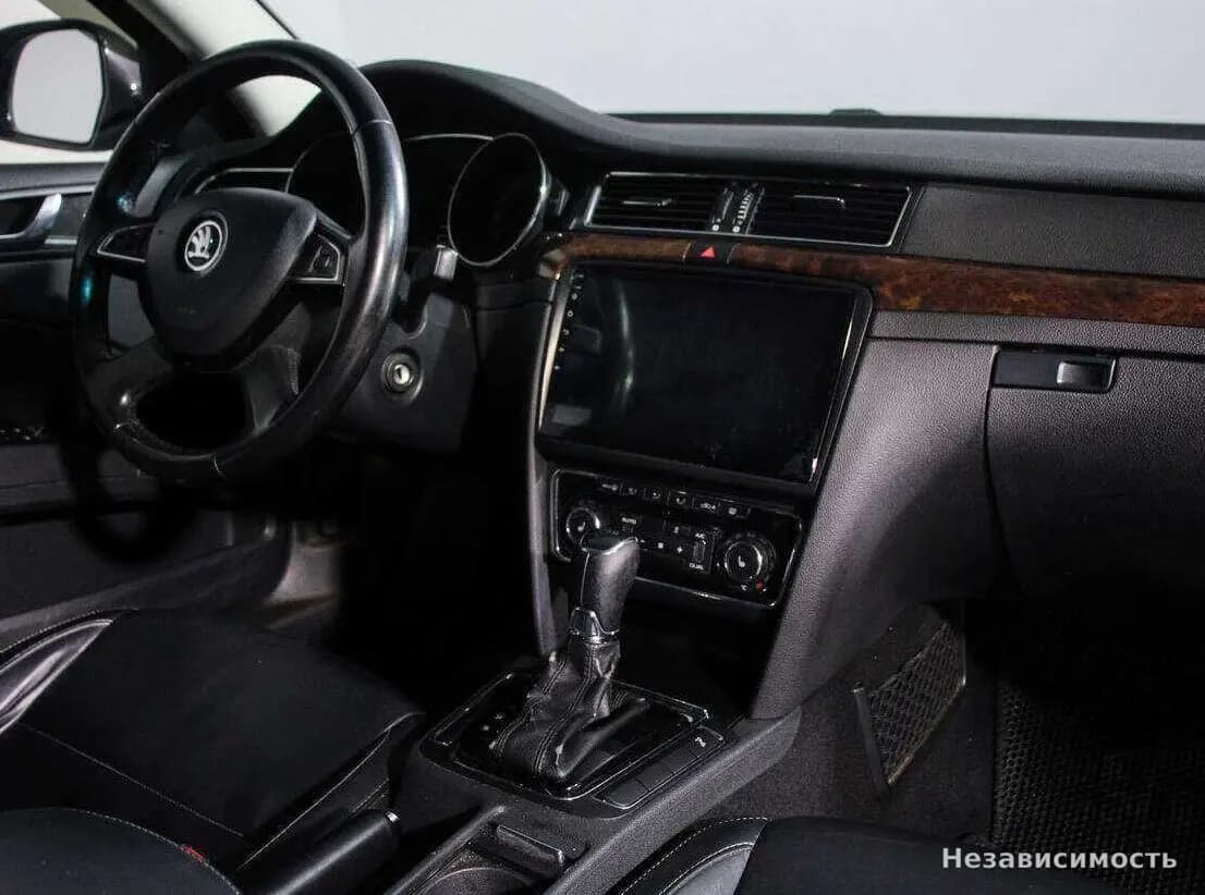 Skoda Superb 2014 с пробегом — фото 8