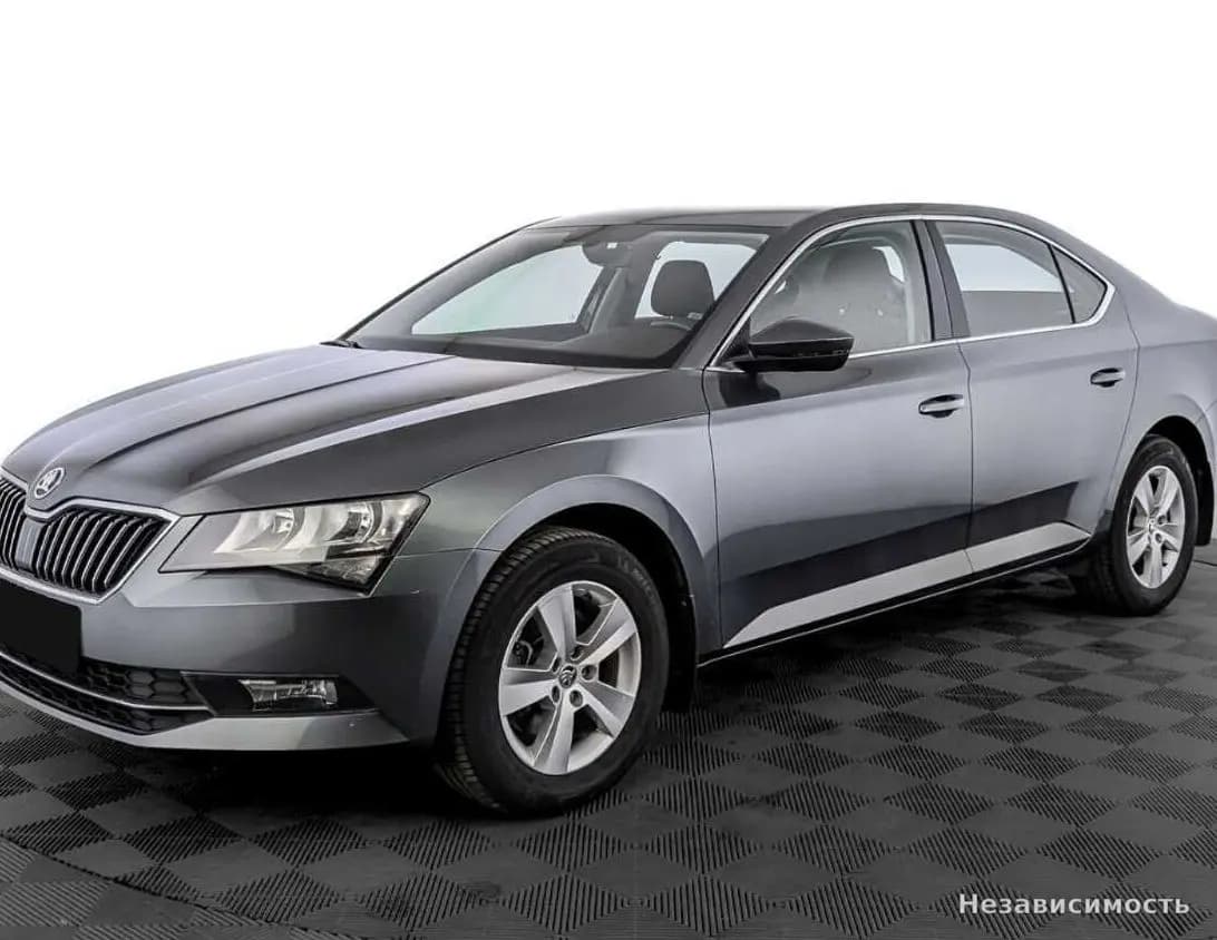 Skoda Superb 2018 с пробегом — фото 1