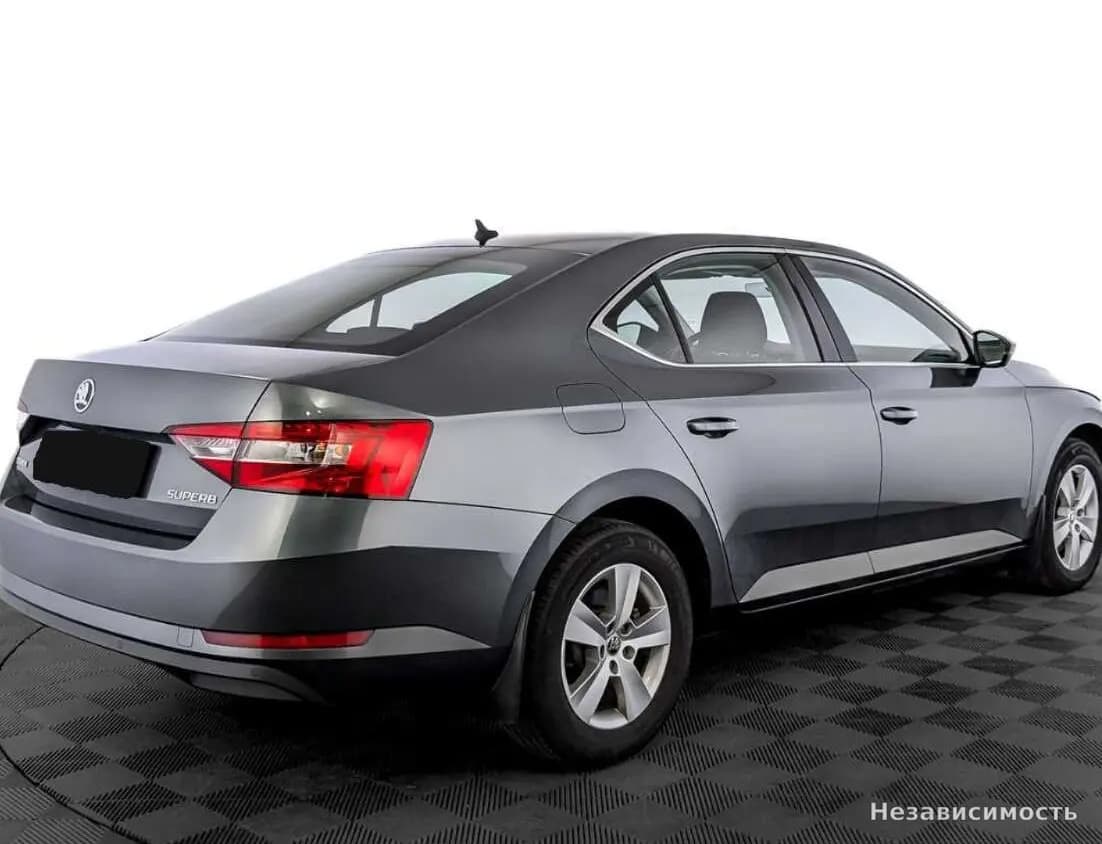 Skoda Superb 2018 с пробегом — фото 5