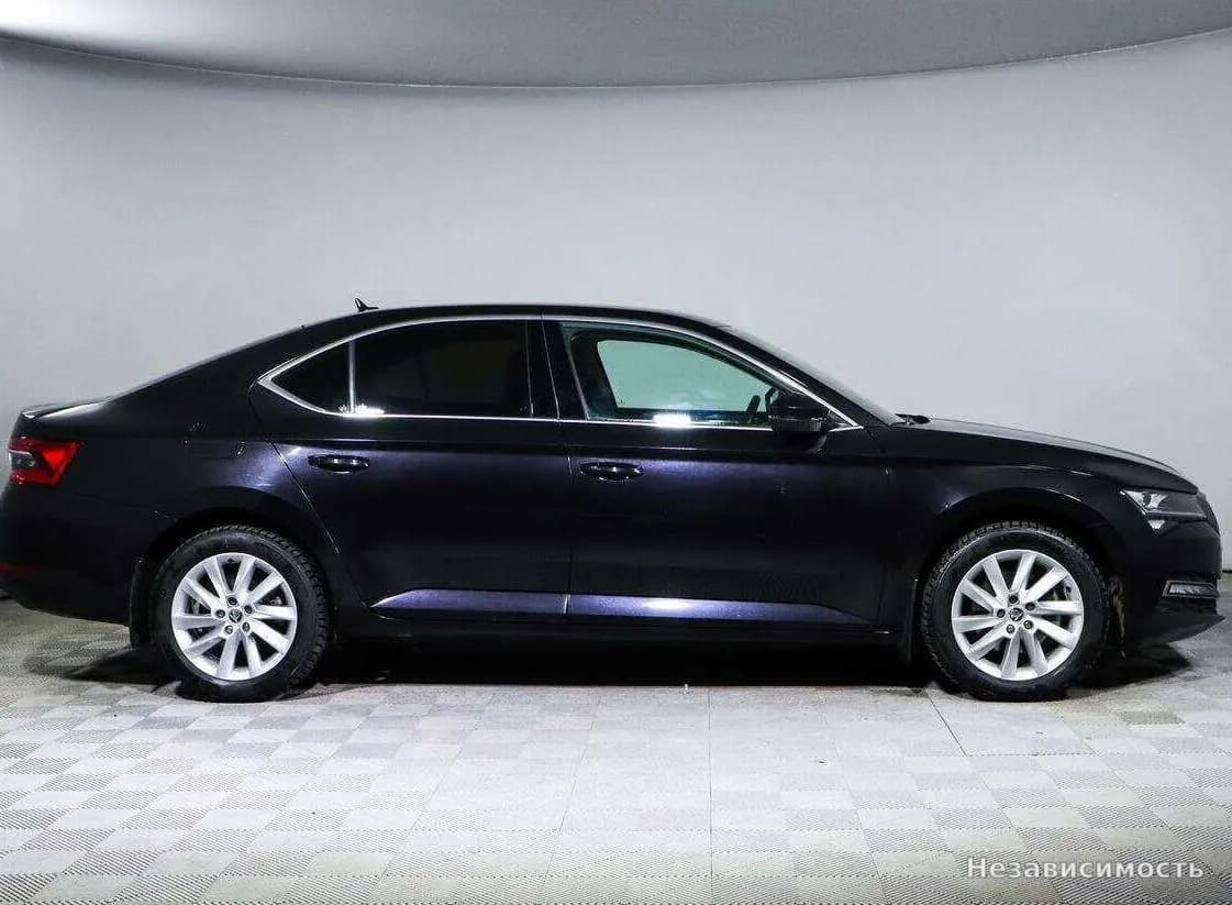 Skoda Superb 2020 с пробегом — фото 4