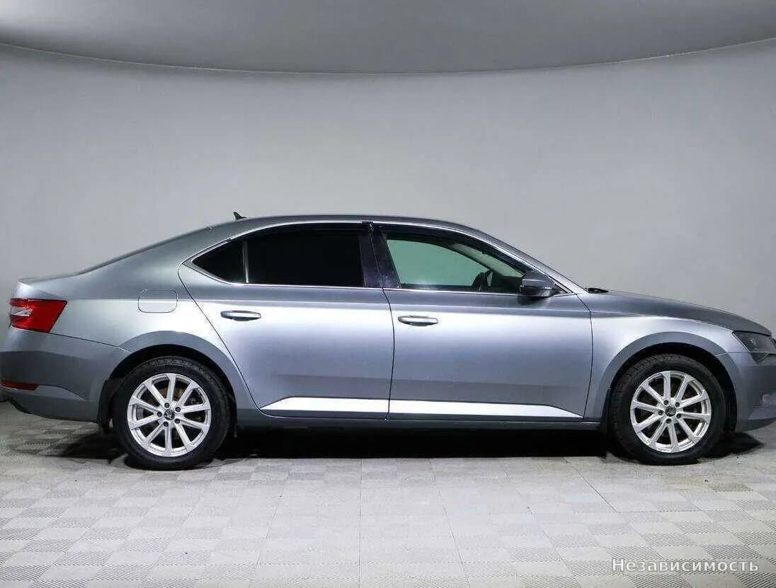 Skoda Superb 2015 с пробегом — фото 4