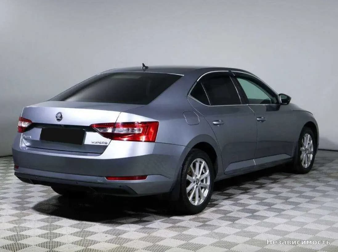 Skoda Superb 2015 с пробегом — фото 5