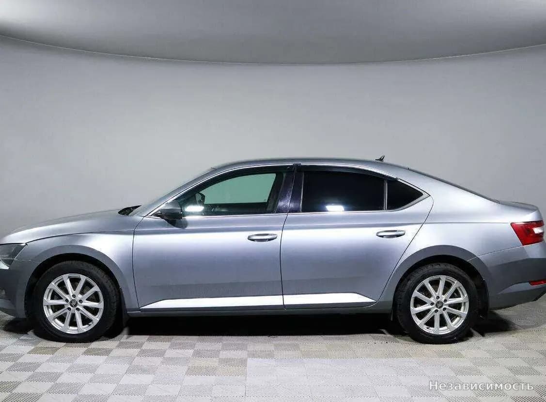 Skoda Superb 2015 с пробегом — фото 7