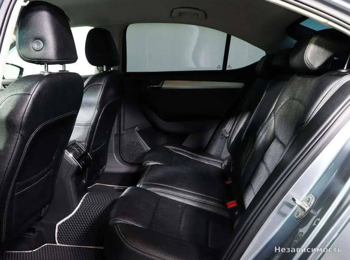 Skoda Superb 2015 с пробегом — фото 9