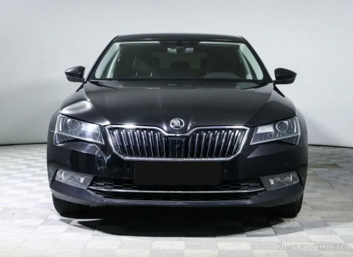 Skoda Superb 2019 с пробегом — фото 2