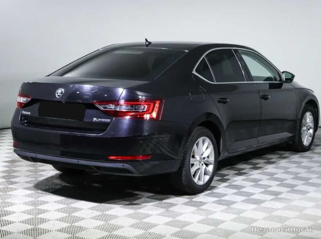 Skoda Superb 2019 с пробегом — фото 5