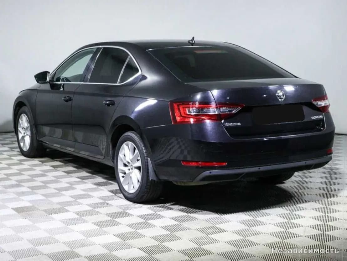 Skoda Superb 2019 с пробегом — фото 7