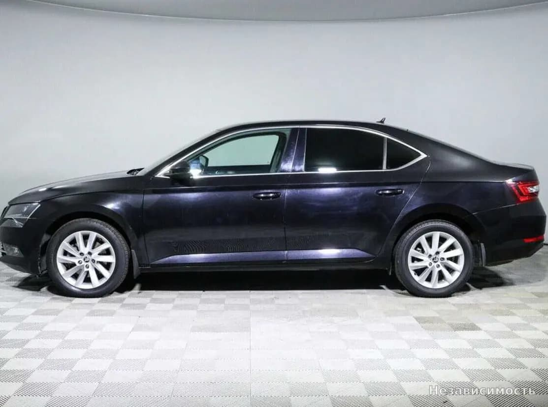 Skoda Superb 2019 с пробегом — фото 8