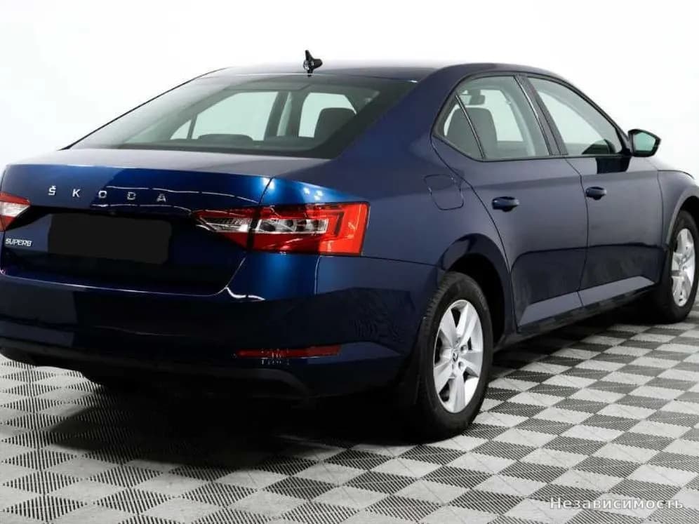 Skoda Superb 2020 с пробегом — фото 5