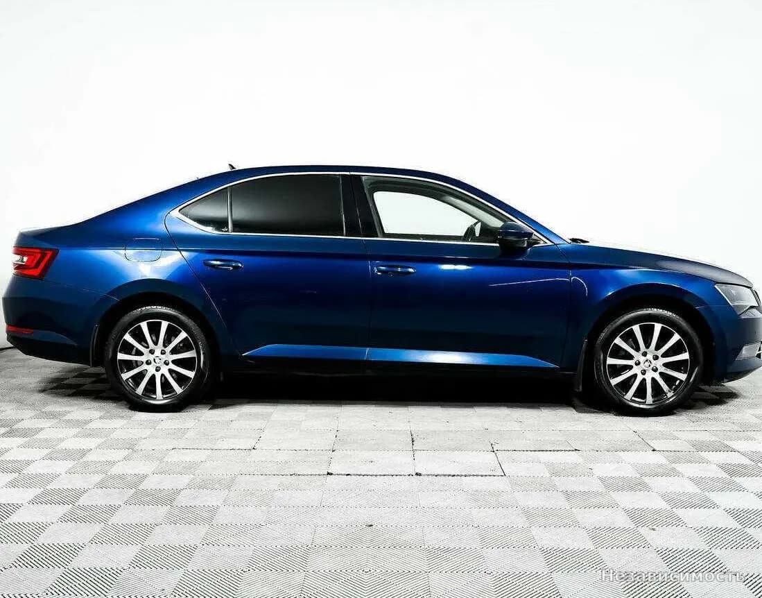Skoda Superb 2019 с пробегом — фото 4