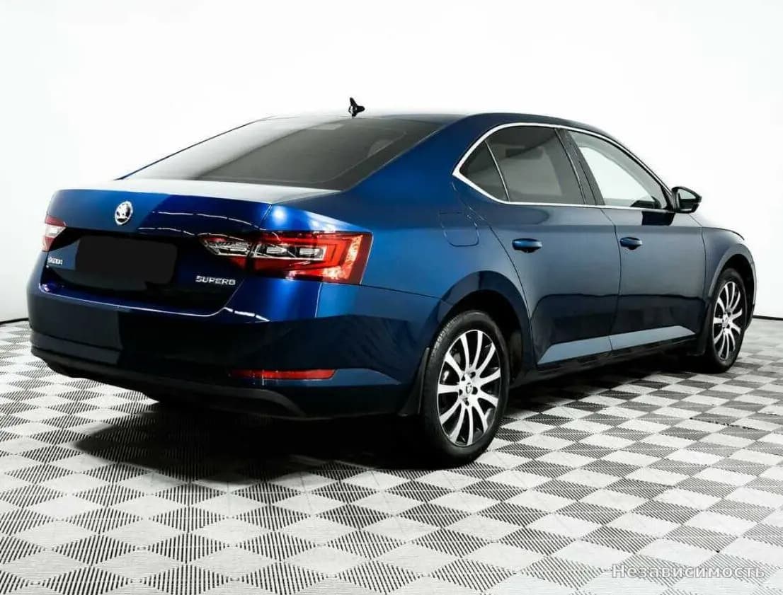Skoda Superb 2019 с пробегом — фото 5