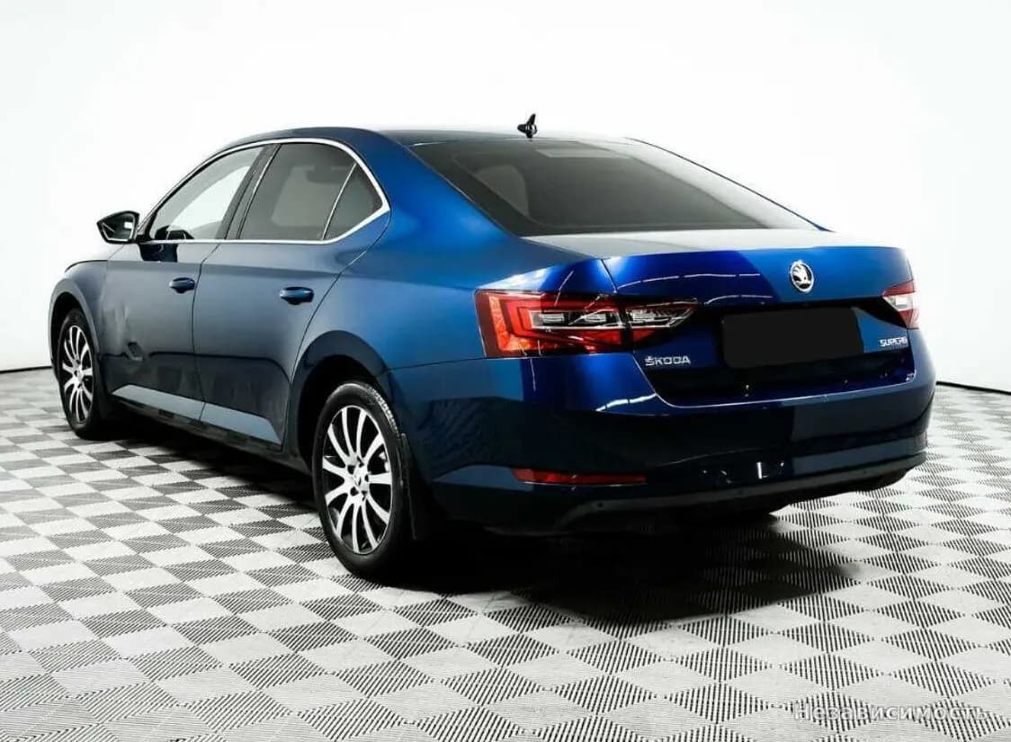 Skoda Superb 2019 с пробегом — фото 7