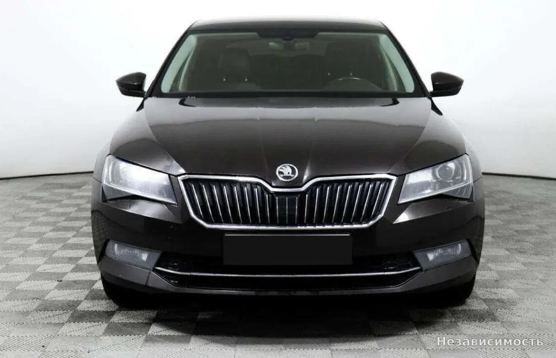 Skoda Superb 2015 с пробегом — фото 2