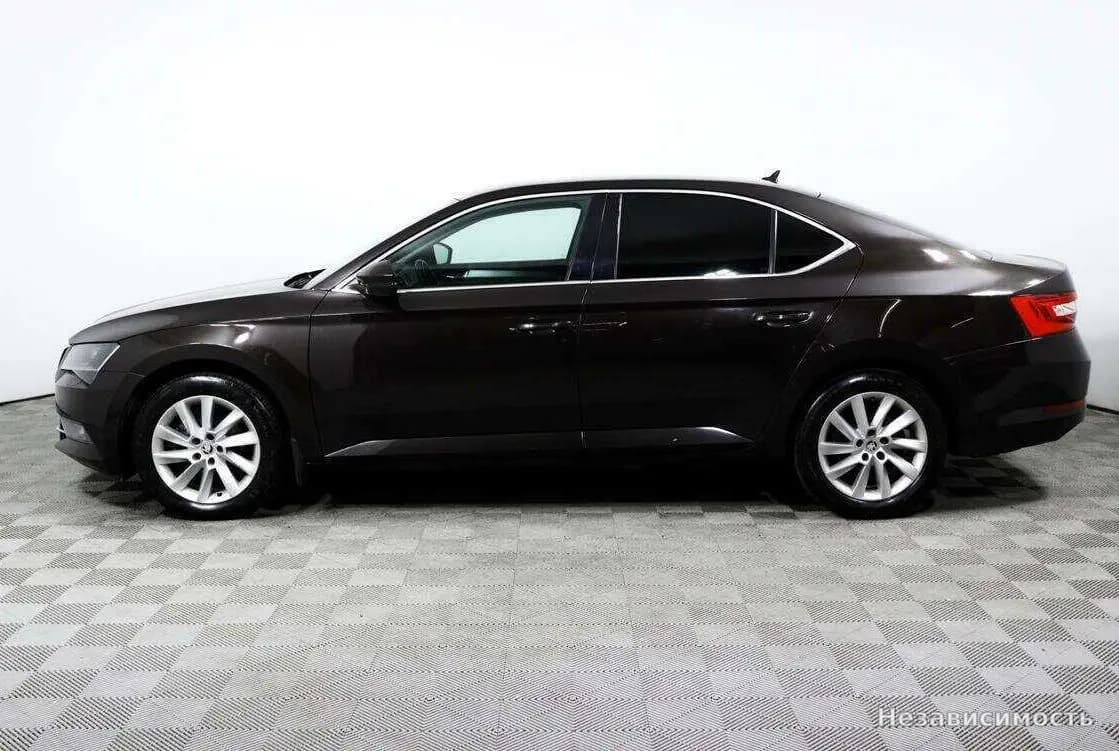Skoda Superb 2015 с пробегом — фото 8