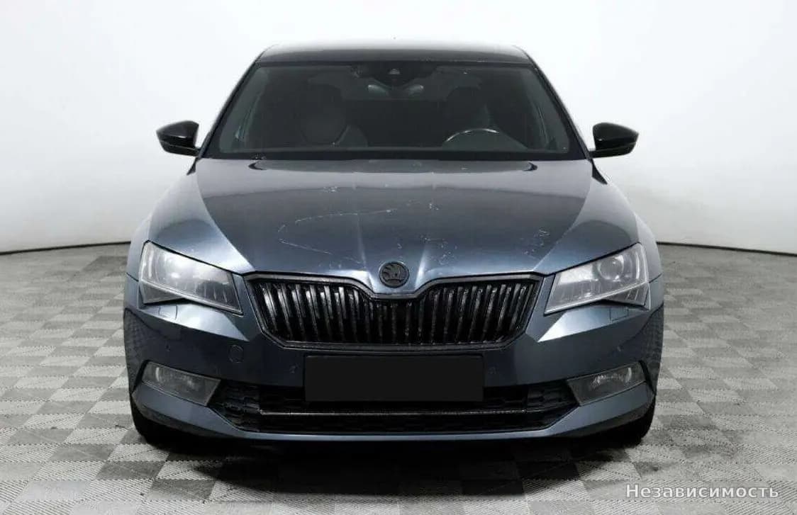 Skoda Superb 2017 с пробегом — фото 2
