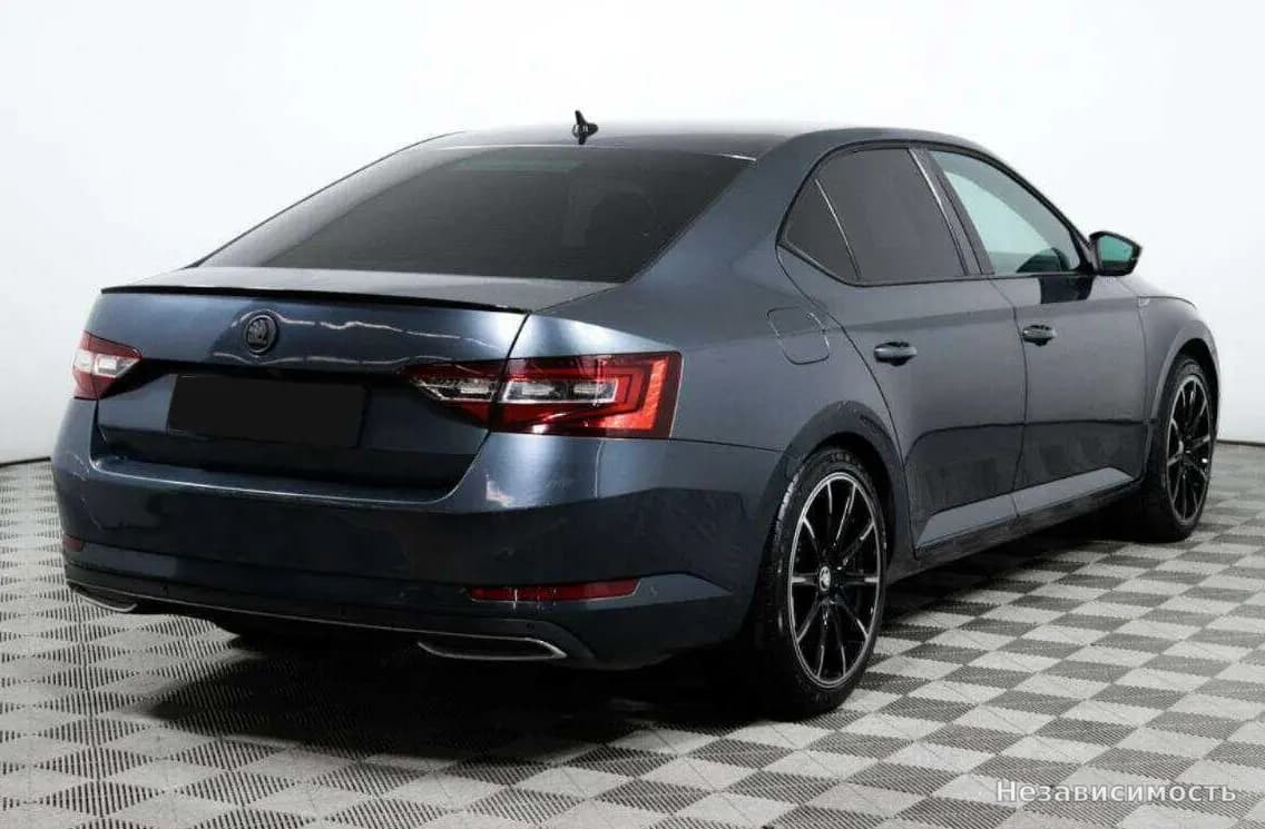 Skoda Superb 2017 с пробегом — фото 5