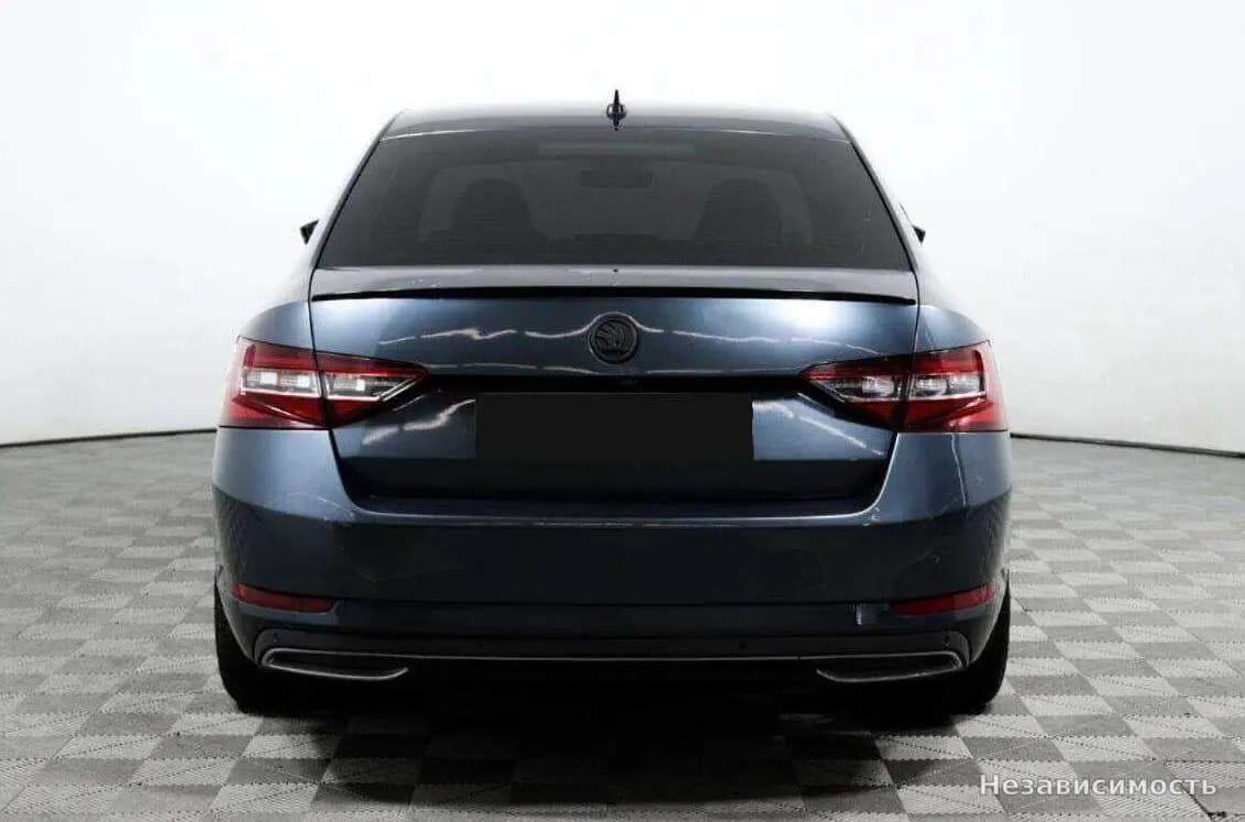 Skoda Superb 2017 с пробегом — фото 6