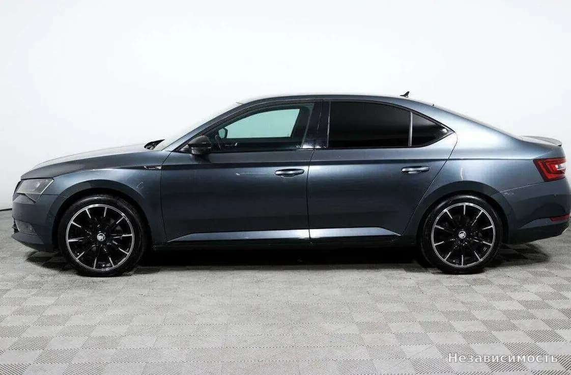 Skoda Superb 2017 с пробегом — фото 8