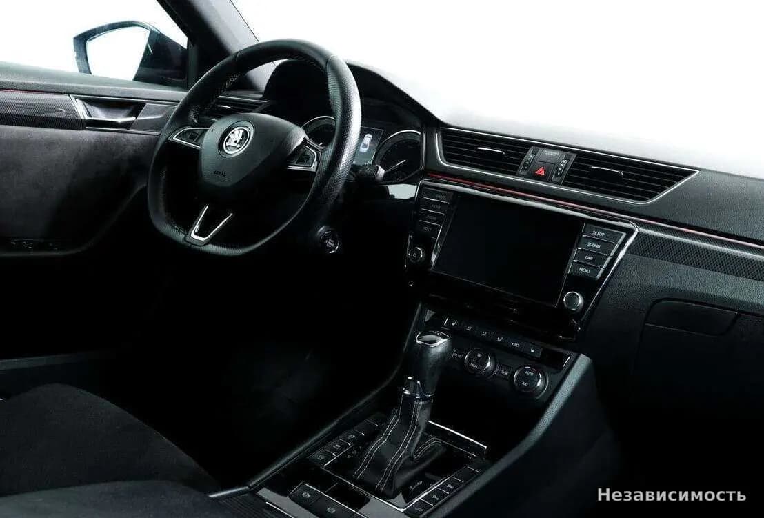 Skoda Superb 2017 с пробегом — фото 9