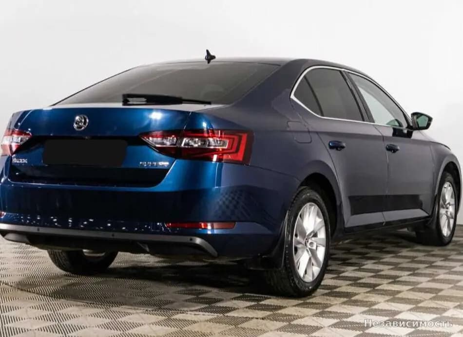 Skoda Superb 2018 с пробегом — фото 5
