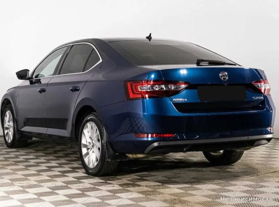 Skoda Superb 2018 с пробегом — фото 7