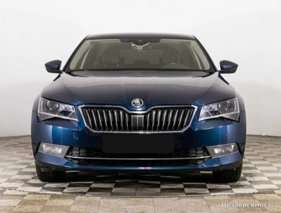 Skoda Superb 2018 с пробегом — фото 2