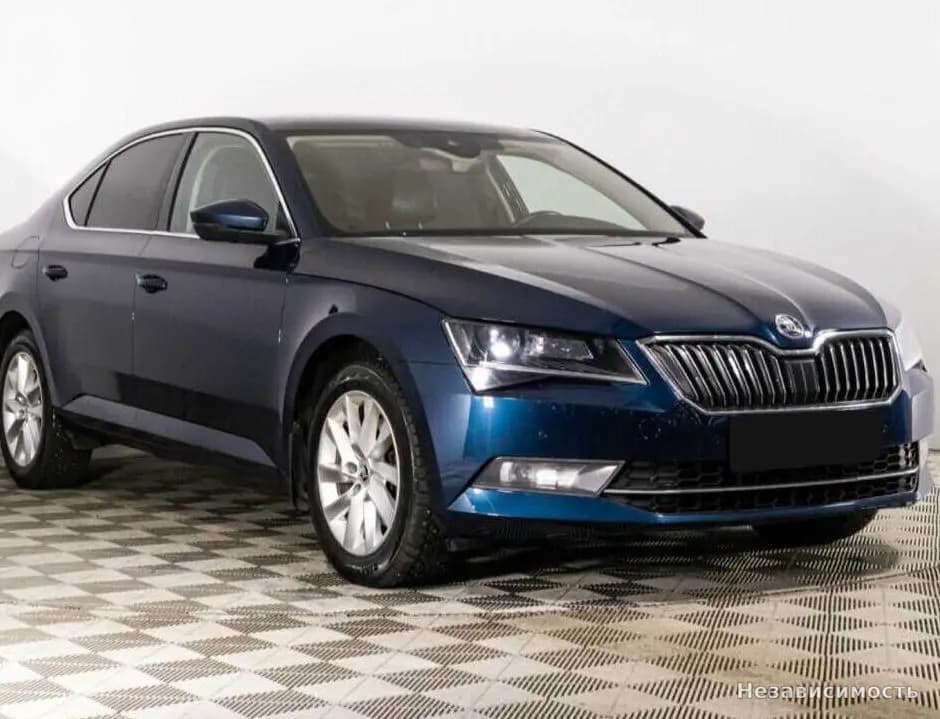 Skoda Superb 2018 с пробегом — фото 3