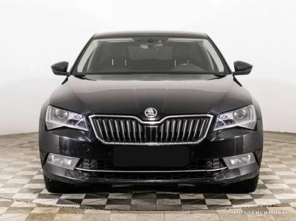 Skoda Superb 2017 с пробегом — фото 2