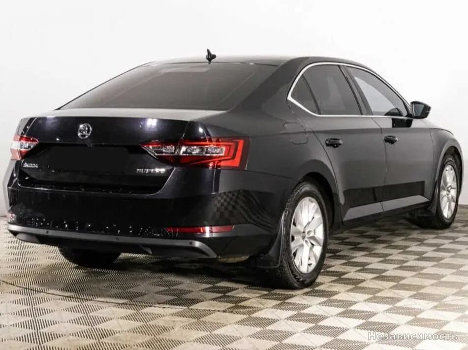 Skoda Superb 2017 с пробегом — фото 5